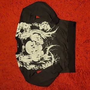 **NEVER WORN** Black and white Skull Romwe crewneck sweatshirt men's size large